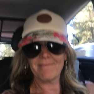 Meet your Posher, Marci